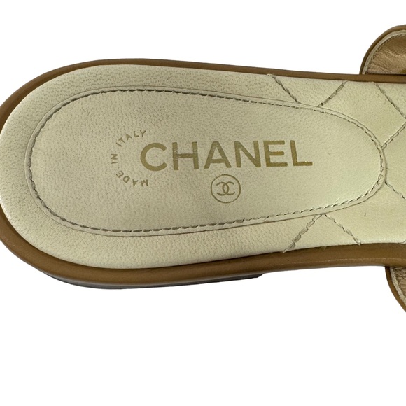 CHANEL Quilted Tan Leather & Gold Chain Strappy Sandals Marked as 37.5 - 7.5US - Picture 7 of 12